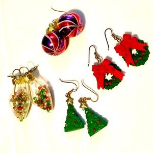 4 Pairs ❣️ 3D Christmas Earrings❣️VTG